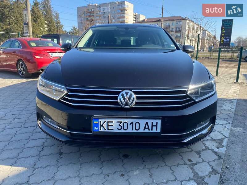 Універсал Volkswagen Passat 2015 в Дніпрі