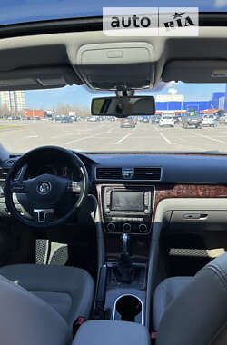 Седан Volkswagen Passat 2012 в Сумах
