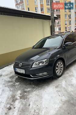 Седан Volkswagen Passat 2011 в Тернополе