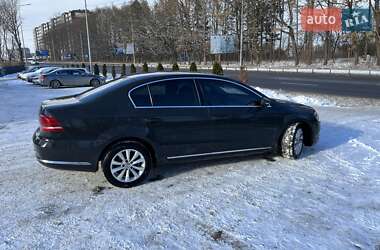 Седан Volkswagen Passat 2011 в Тернополе