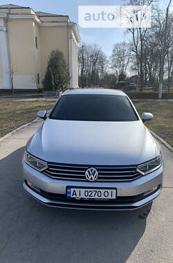 Седан Volkswagen Passat 2017 в Прилуках