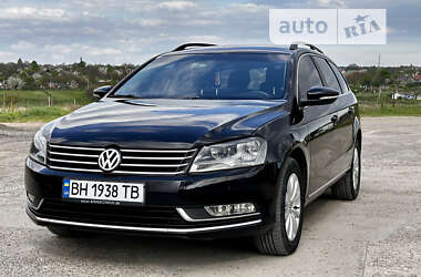 Универсал Volkswagen Passat 2012 в Одессе