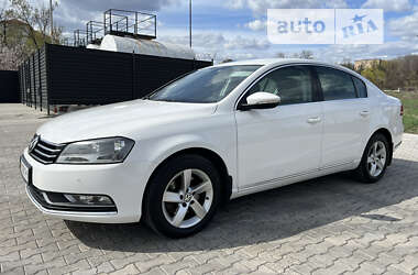 Седан Volkswagen Passat 2011 в Запоріжжі