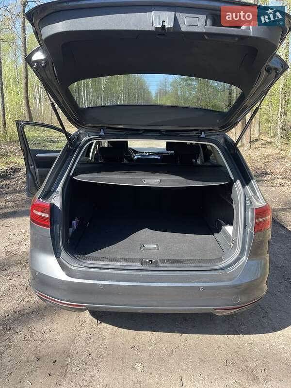 Універсал Volkswagen Passat 2015 в Коростені
