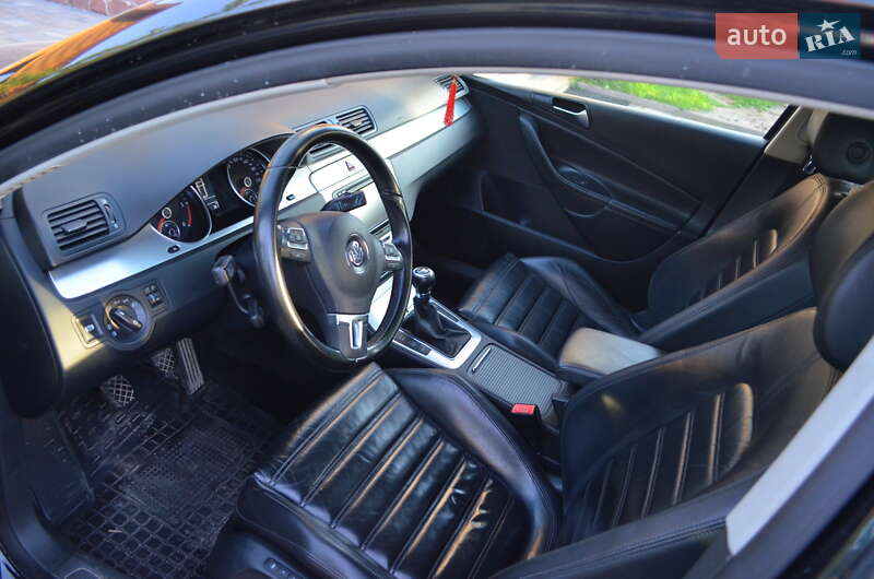 Универсал Volkswagen Passat 2010 в Борщеве