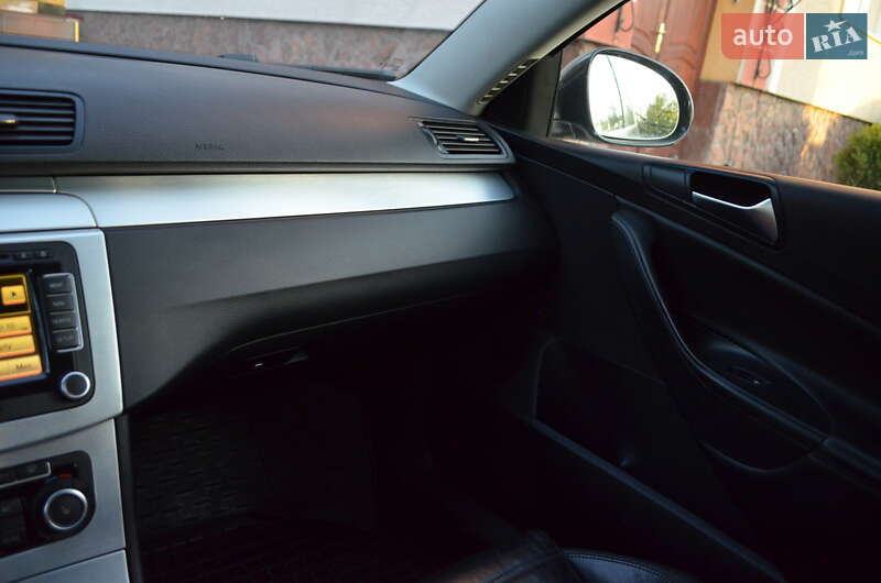 Универсал Volkswagen Passat 2010 в Борщеве
