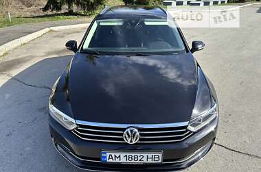 Універсал Volkswagen Passat 2017 в Києві