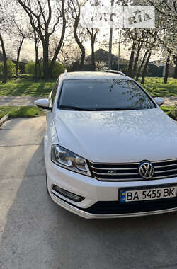 Універсал Volkswagen Passat 2013 в Олександрії