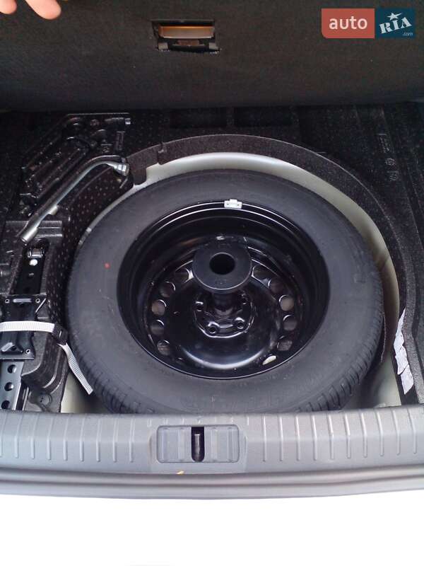 Седан Volkswagen Passat 2015 в Тячеве