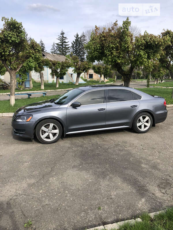 Седан Volkswagen Passat 2012 в Лысянке