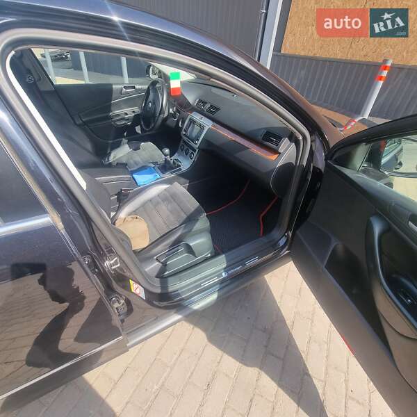 Седан Volkswagen Passat 2009 в Покровске фото 11 Седан Volkswagen Passat 2009 в Покровске