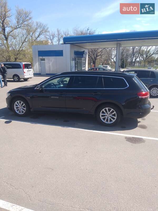 Универсал Volkswagen Passat 2017 в Черкассах