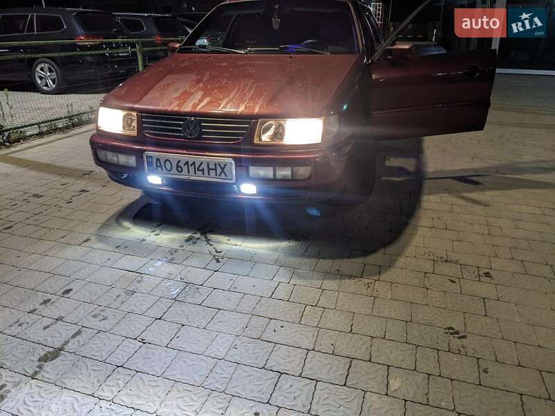 Универсал Volkswagen Passat 1994 в Мукачево