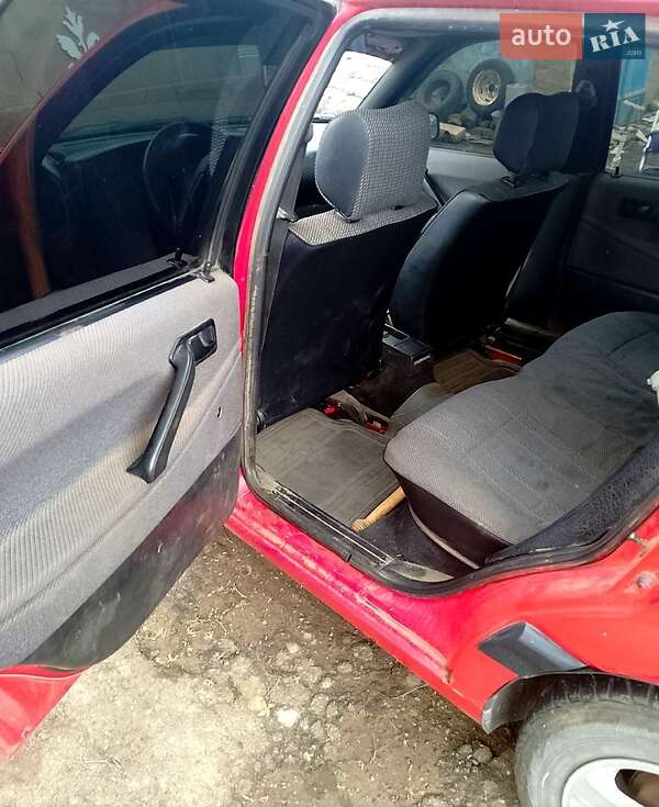 Седан Volkswagen Passat 1988 в Одессе