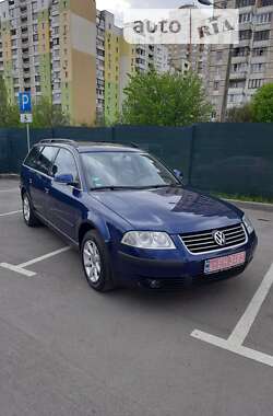 Универсал Volkswagen Passat 2005 в Киеве