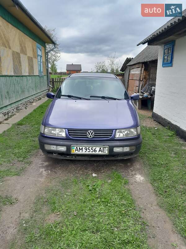 Volkswagen Passat 1995 Volkswagen Passat 1995