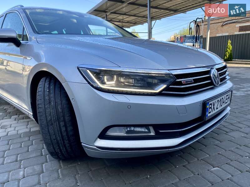 Универсал Volkswagen Passat 2017 в Староконстантинове