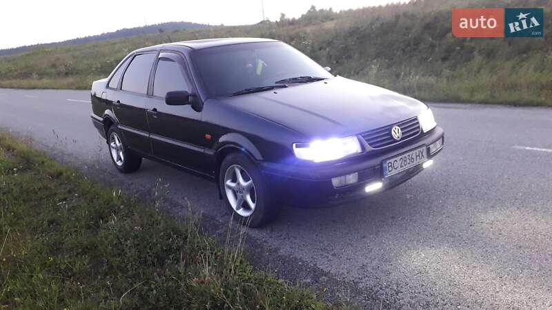 Volkswagen Passat 1996