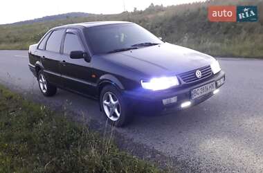 Седан Volkswagen Passat 1996 в Турке