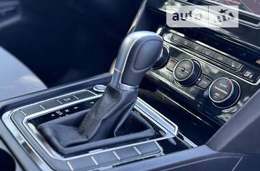 Универсал Volkswagen Passat 2017 в Трускавце