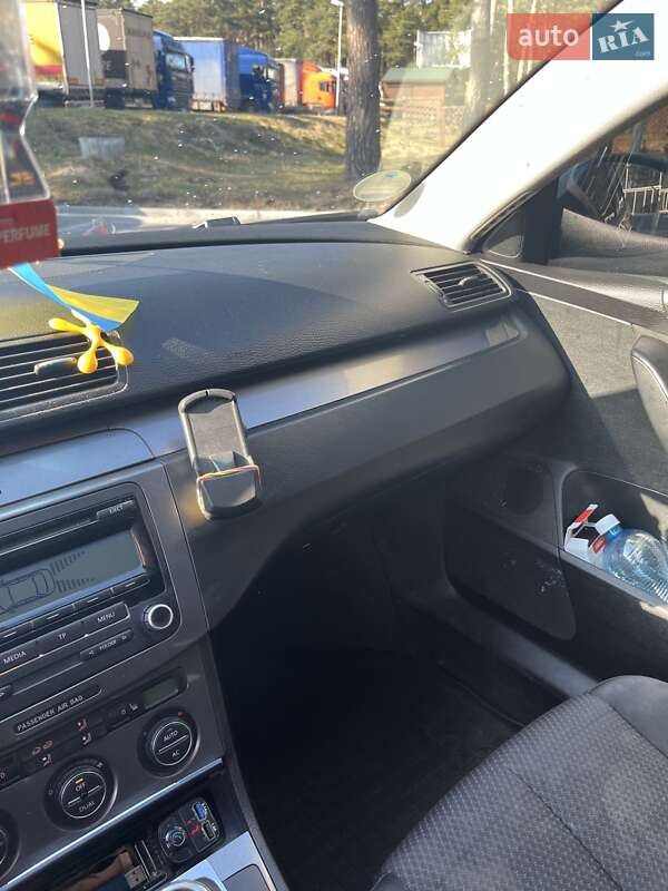Универсал Volkswagen Passat 2008 в Маневичах