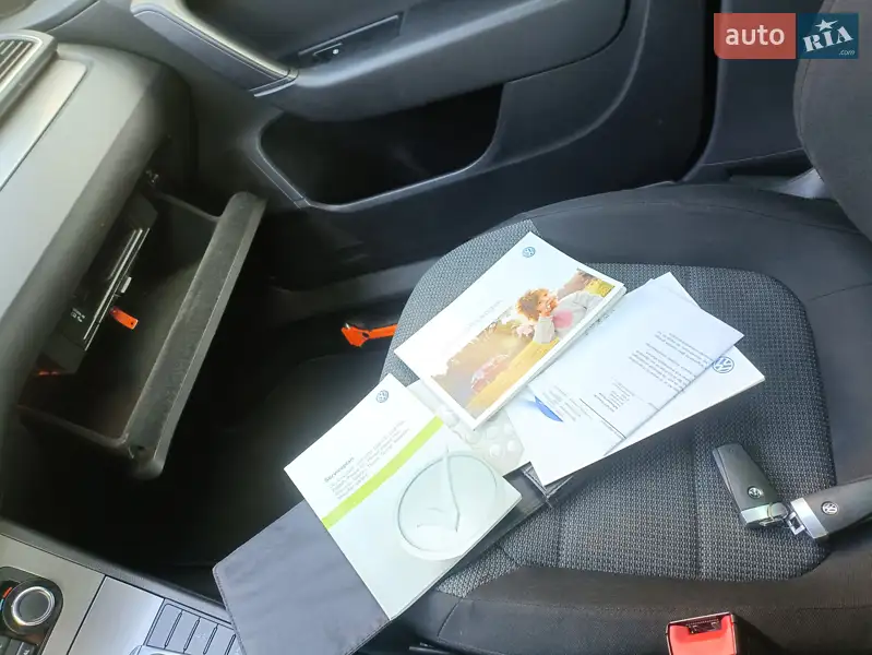 Універсал Volkswagen Passat 2010 в Чернівцях документ