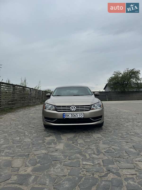 Седан Volkswagen Passat 2014 в Березному фото 16 Седан Volkswagen Passat 2014 в Березному
