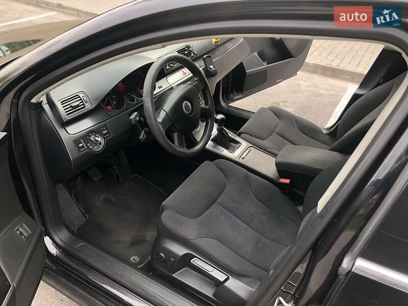 Универсал Volkswagen Passat 2006 в Умани