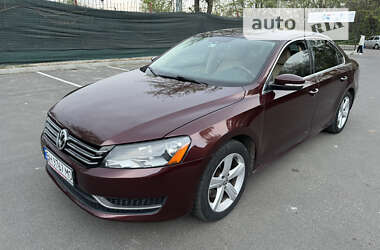 Седан Volkswagen Passat 2012 в Одессе