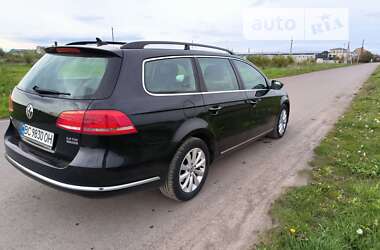 Універсал Volkswagen Passat 2012 в Львові