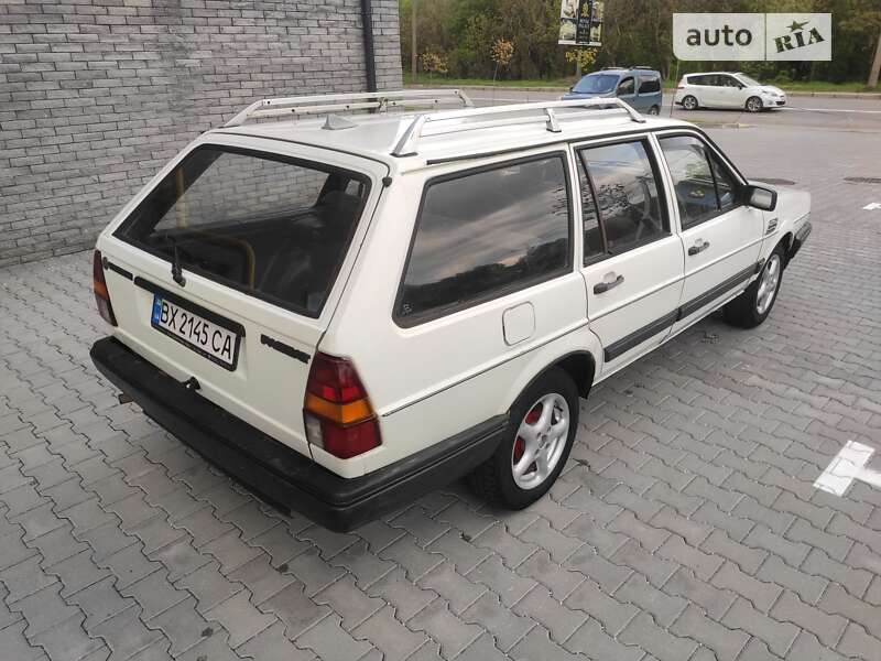 Универсал Volkswagen Passat 1987 в Хмельницком