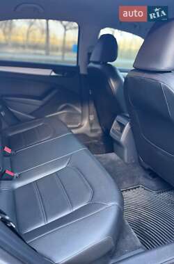 Седан Volkswagen Passat 2012 в 