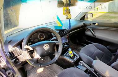 Седан Volkswagen Passat 2000 в Залещиках