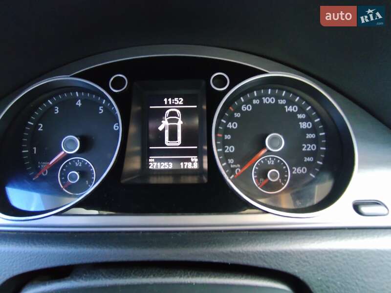 Универсал Volkswagen Passat 2011 в Покровске