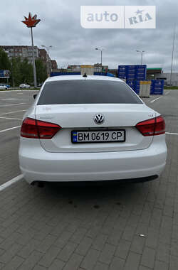 Седан Volkswagen Passat 2014 в Сумах