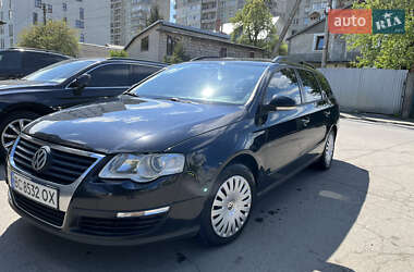 Універсал Volkswagen Passat 2006 в 