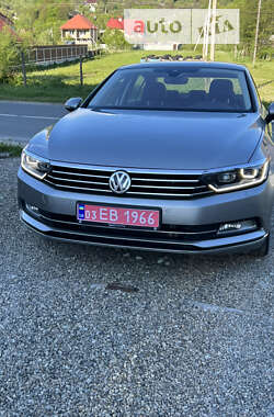 Седан Volkswagen Passat 2016 в Тячеві