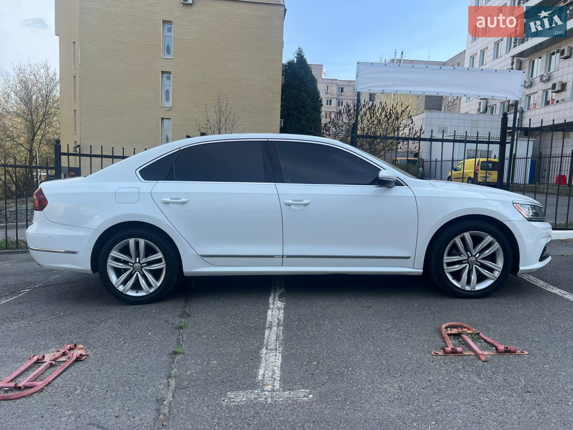 2017 Volkswagen Passat - мініатюра 10