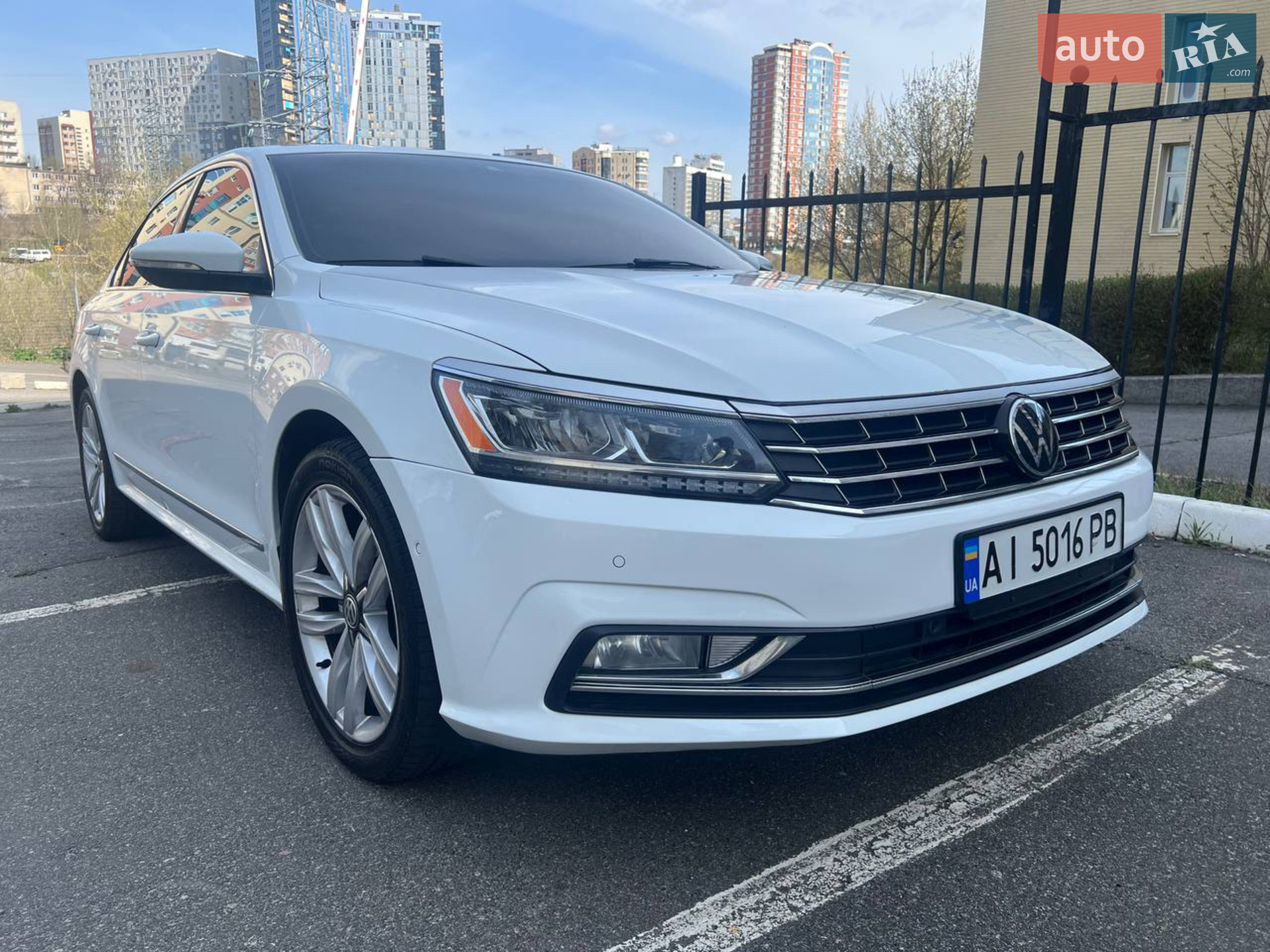 2017 Volkswagen Passat - мініатюра 14