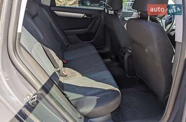 Универсал Volkswagen Passat 2012 в 