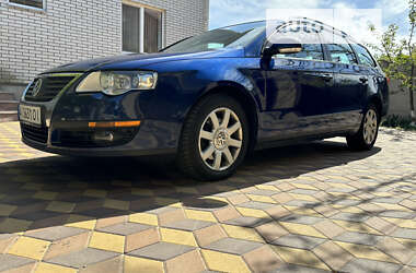 Универсал Volkswagen Passat 2008 в Киеве