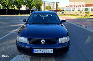 Універсал Volkswagen Passat 1998 в Луцьку