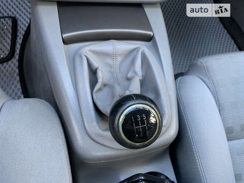 Седан Volkswagen Passat 2001 в Чернигове фото 24 Седан Volkswagen Passat 2001 в Чернигове