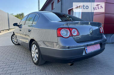 Седан Volkswagen Passat 2006 в Лубнах