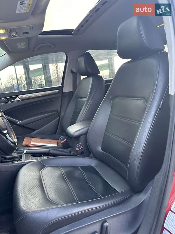 Седан Volkswagen Passat 2016 в Кременчуге