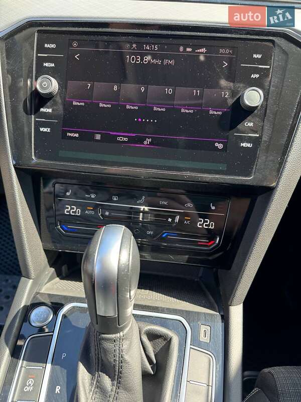 Универсал Volkswagen Passat 2019 в Днепре