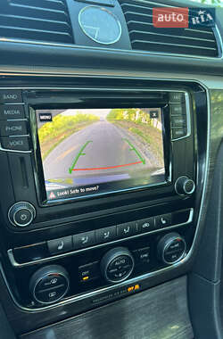 Седан Volkswagen Passat 2017 в Ивано-Франковске