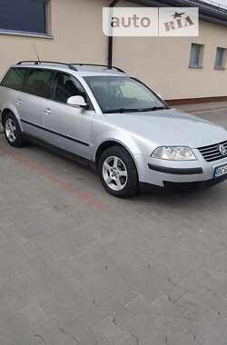 Универсал Volkswagen Passat 2004 в Стрые