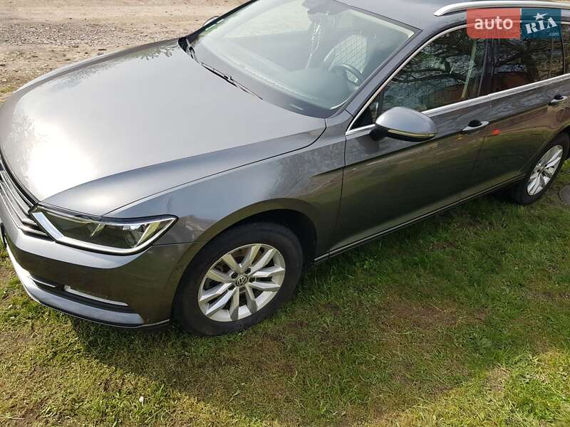 Универсал Volkswagen Passat 2015 в Александрие