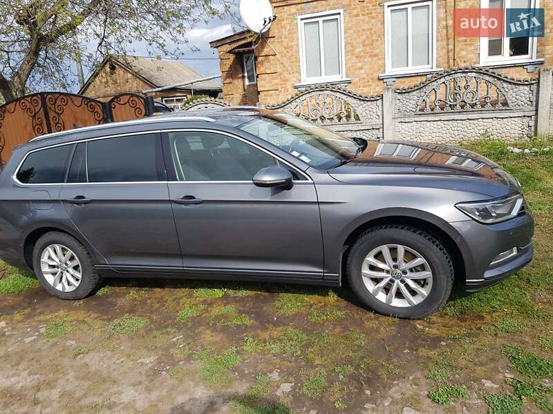 Универсал Volkswagen Passat 2015 в Александрие